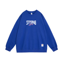 Load image into Gallery viewer, Strong Love Oversize Sweatshirt
